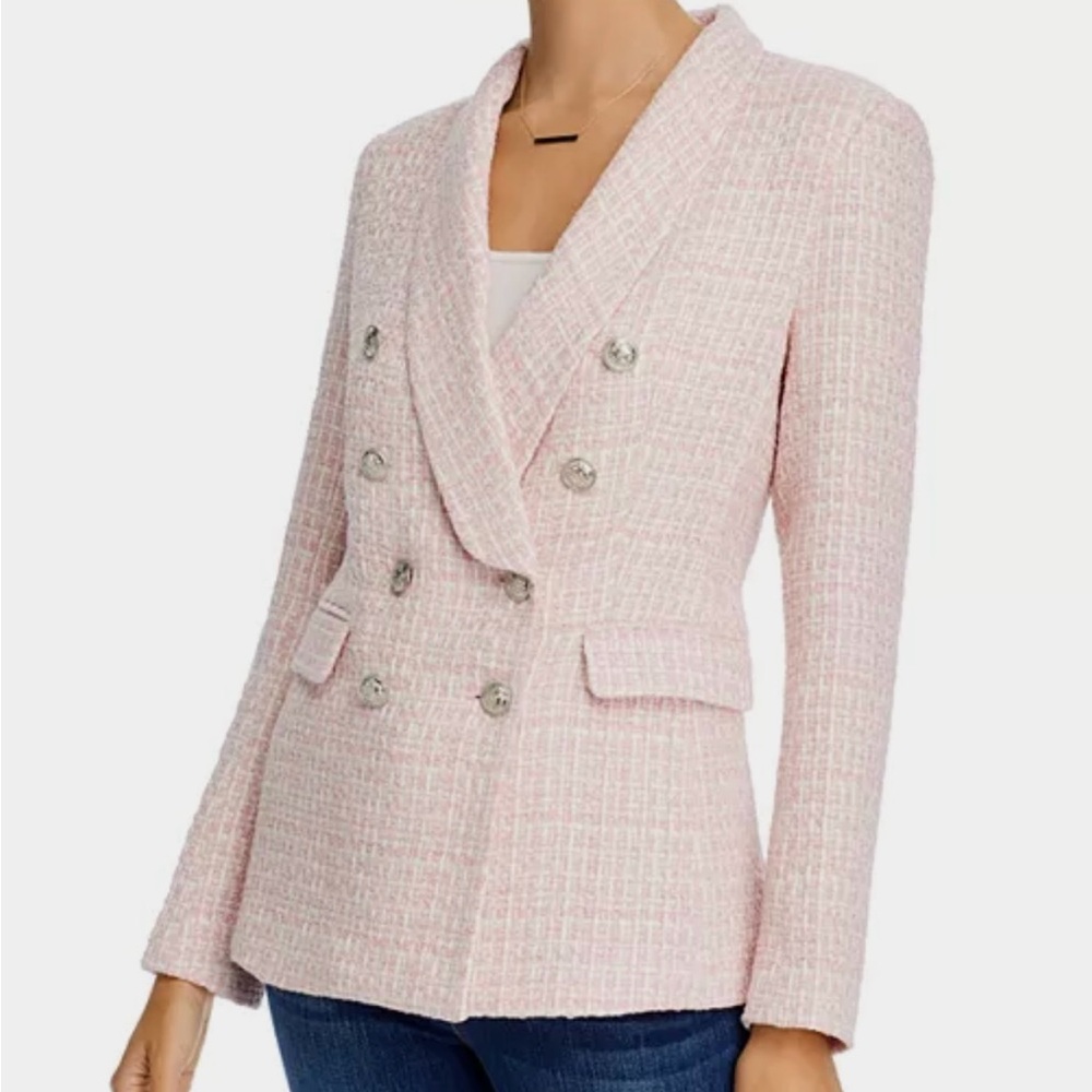 Pink tweed blazer #tweed #blazer